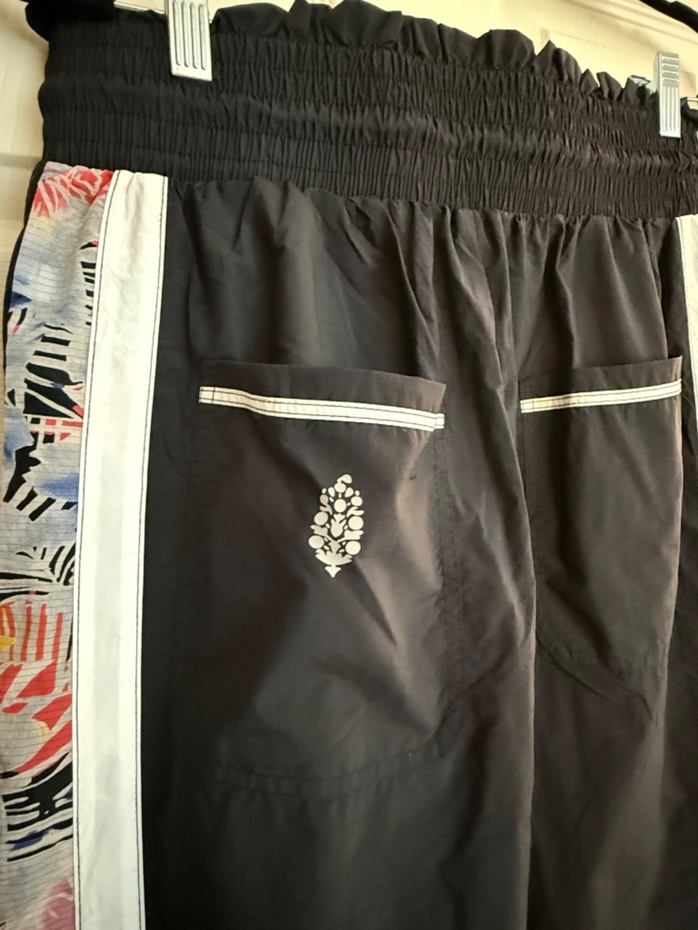 FP Movement "Champ Is Here" Pants in Mystic Floral Combo NWT - Picture 4 of 10